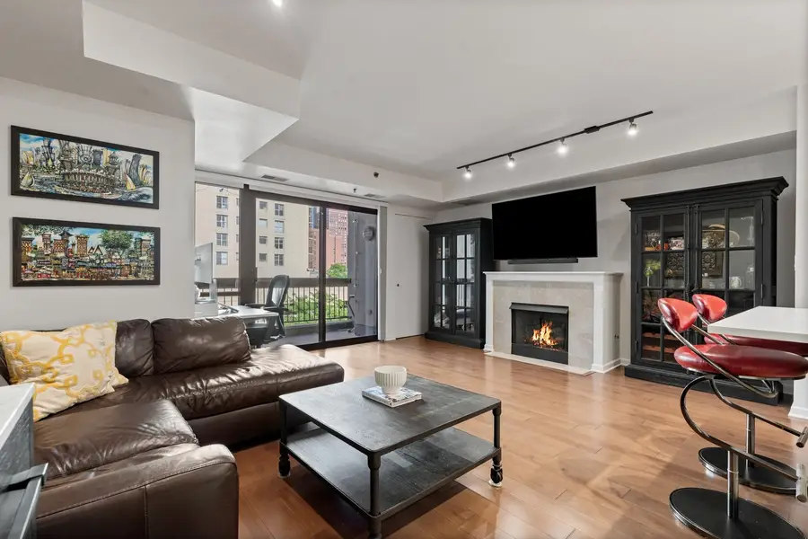 1212 N Wells Street #404, Chicago, IL 60610 - #3