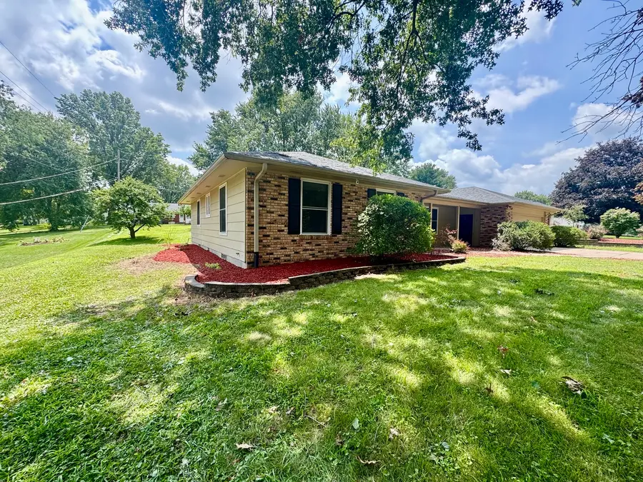 314 Oakview Drive, Aledo, IL 61231 - #2