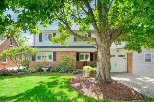 721 S Stone Avenue, La Grange, IL 60525 - #1
