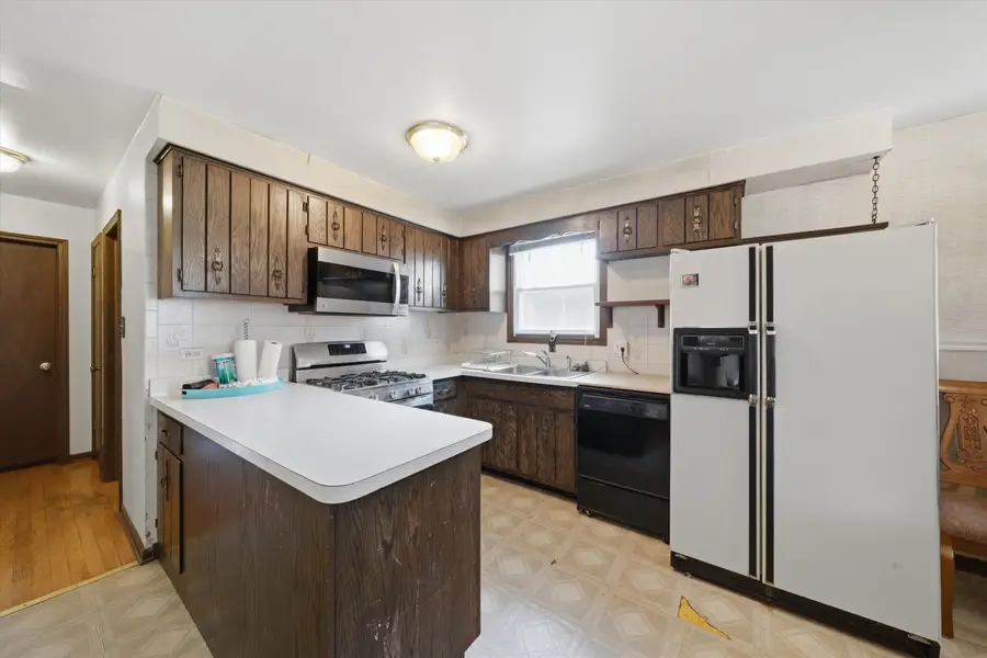 280 Prairie Avenue, Calumet City, IL 60409 - #3