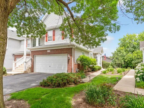 271 Ridge Road #271, North Aurora, IL 60542