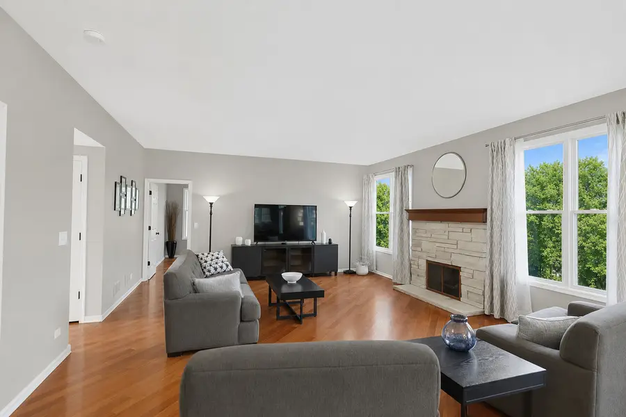1311 Bison Lane, Hoffman Estates, IL 60192 - #2
