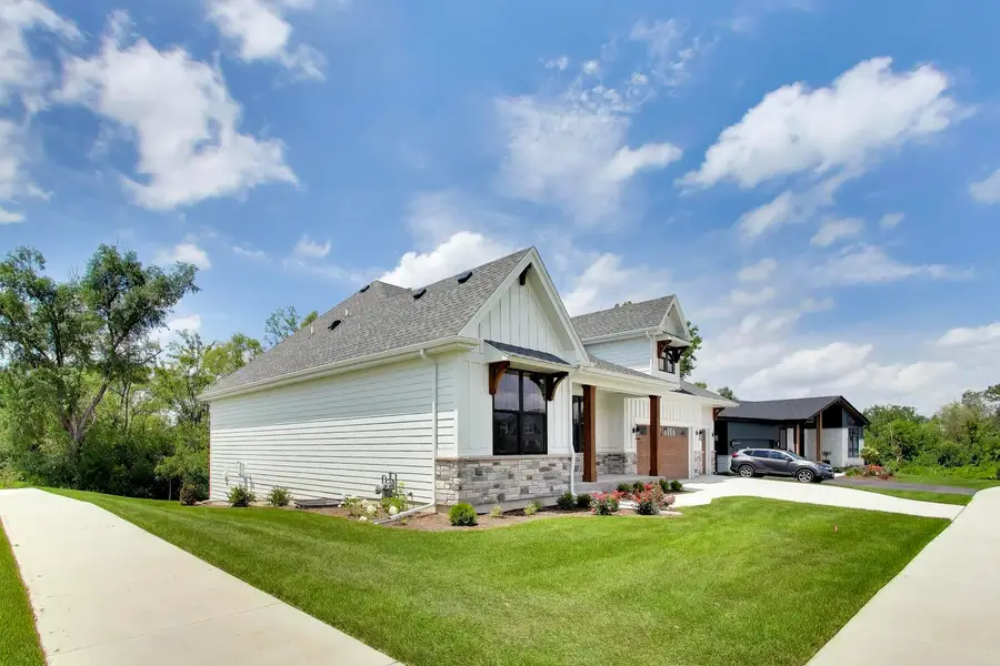 495 Cora Lane, Saint Charles, IL 60174 - #3