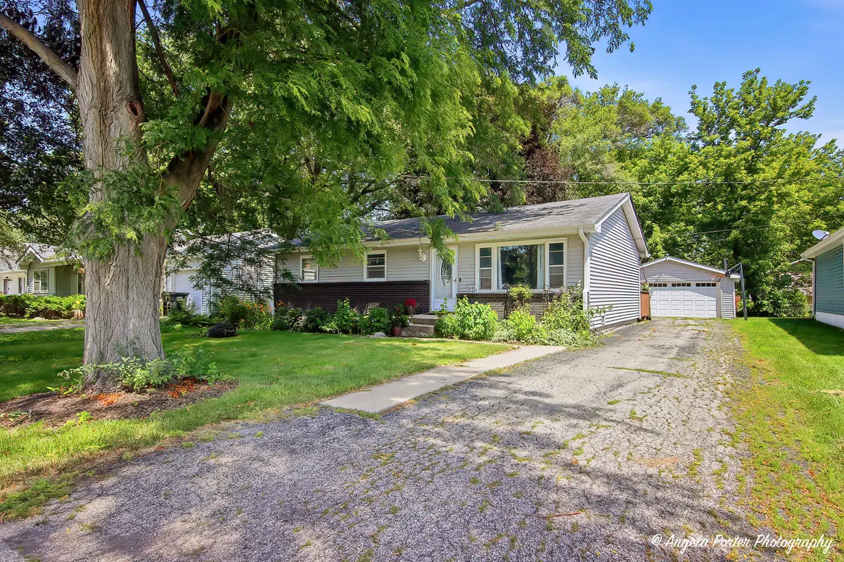 4800 Willow Lane, McHenry, IL 60050 - #1