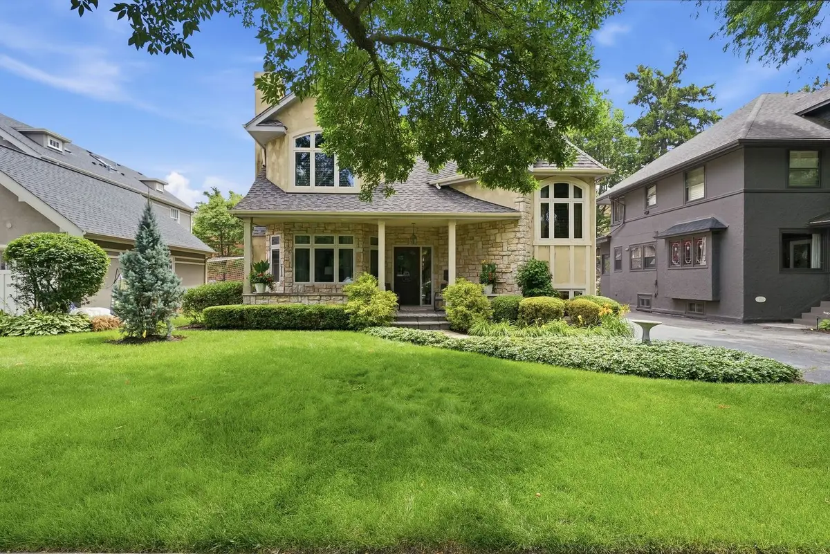 4361 Central Avenue, Western Springs, IL 60558 - #1