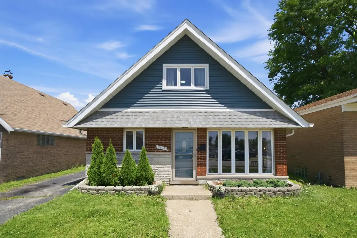 8404 45th Street, Lyons, IL 60534 - #1