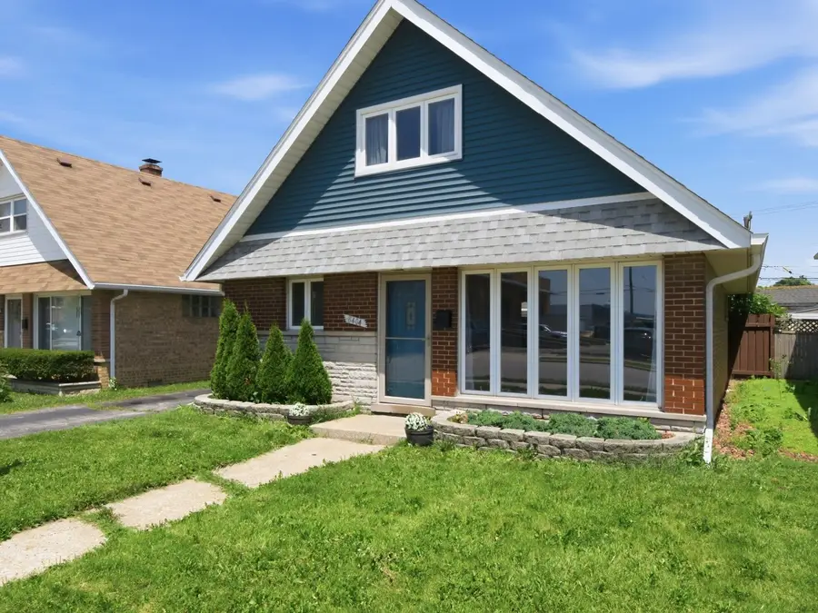 8404 45th Street, Lyons, IL 60534 - #2