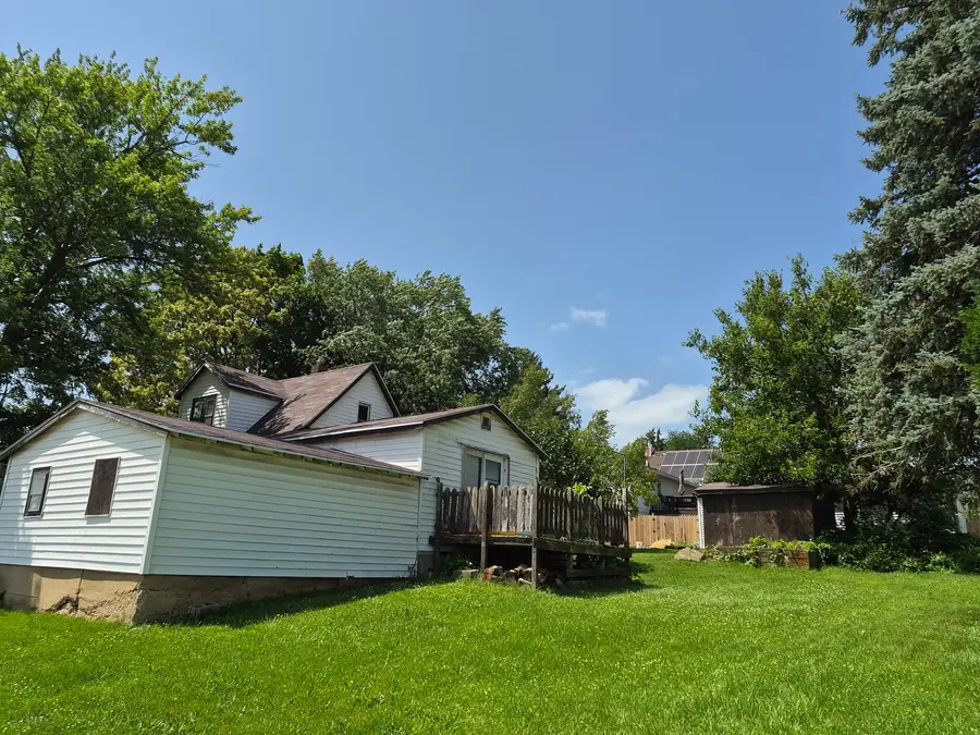 1539 S Bidwell Avenue S, Freeport, IL 61032 - #2