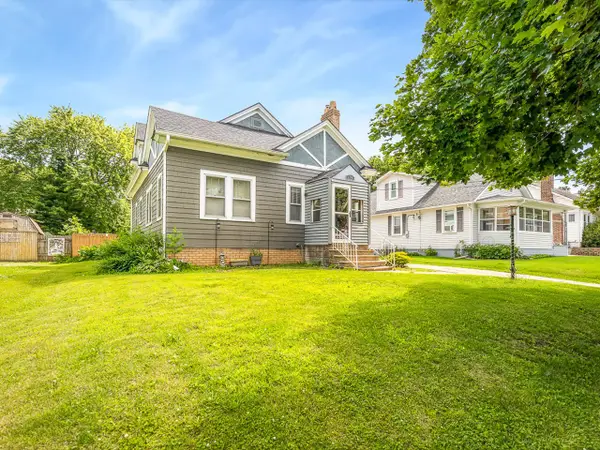 1247 W Logan Street, Freeport, IL 61032