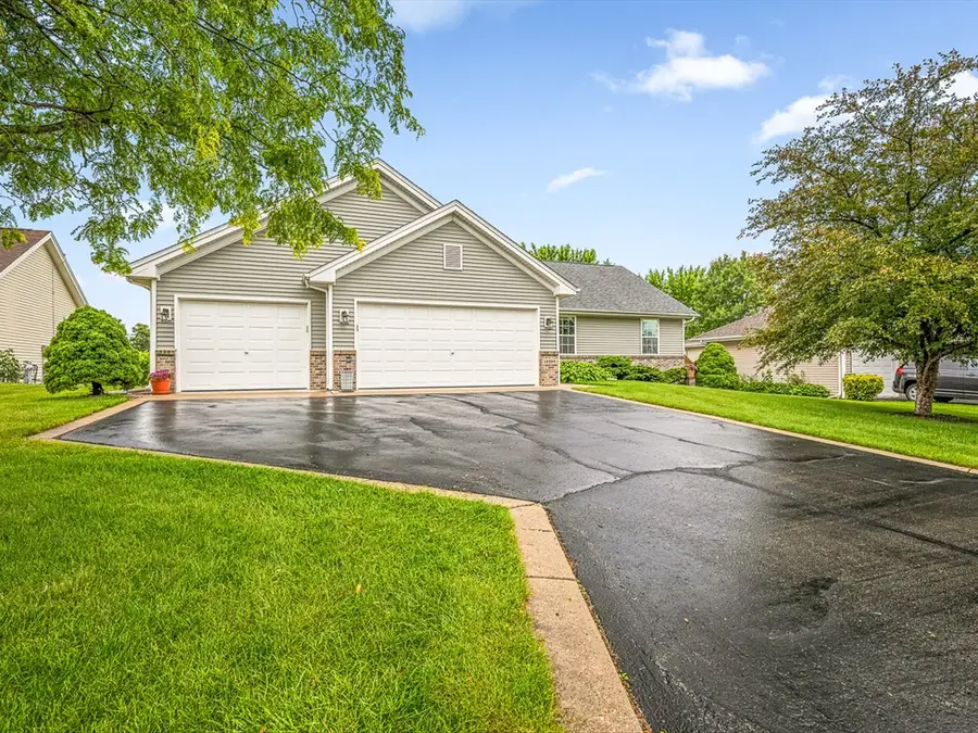 12294 Meadow Drive, Winnebago, IL 61088 - #2