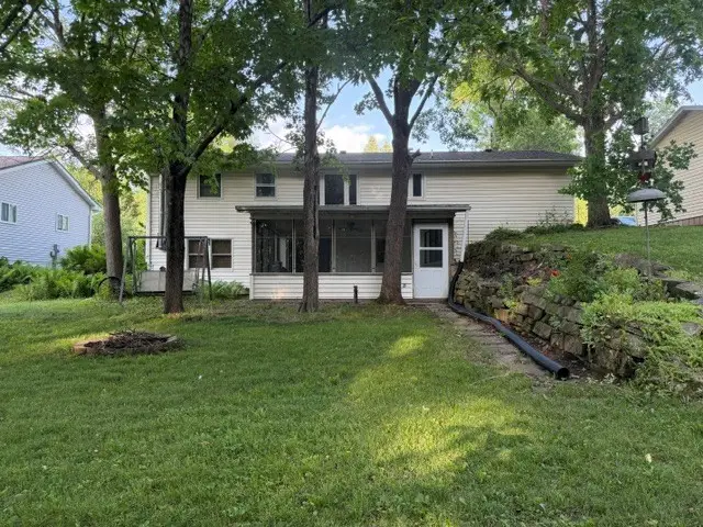 208 N Jones Avenue, Maquoketa, IA 52060 - #2