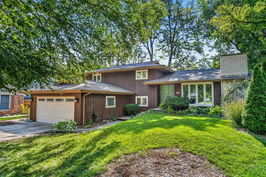 3 Regent Court, Champaign, IL 61820 - #2
