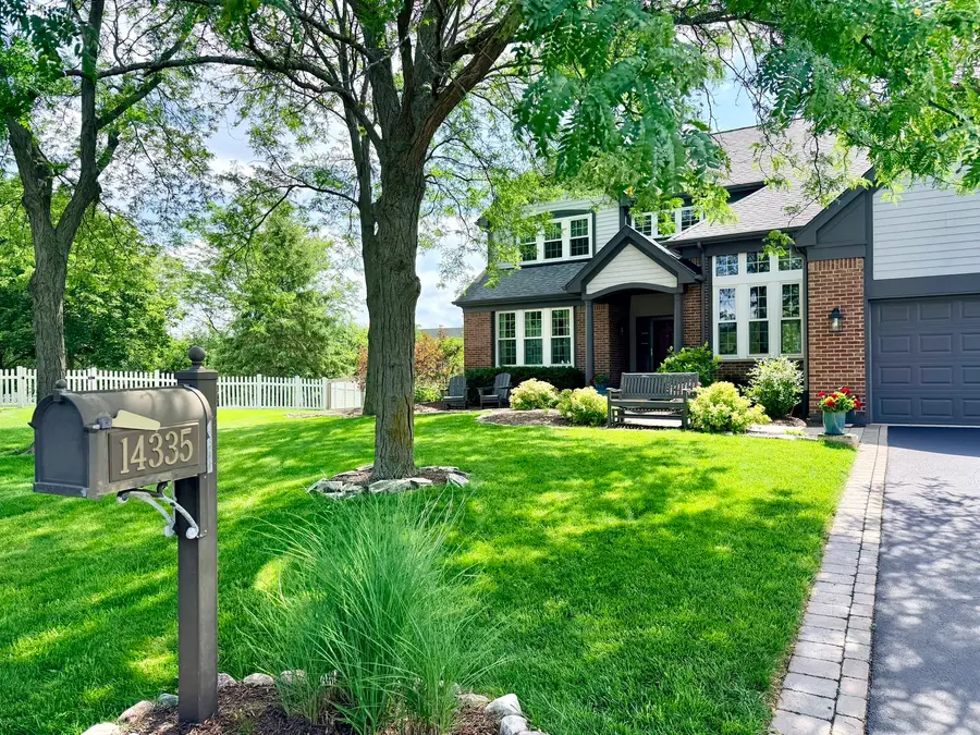 14335 Spring Meadow Court, Libertyville, IL 60048 - #3