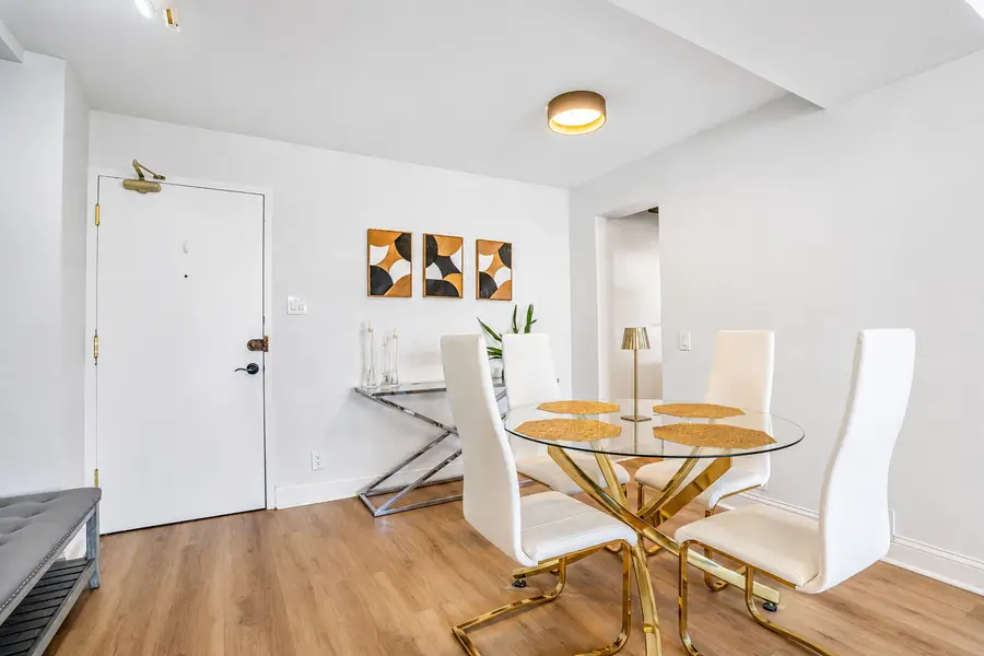 2909 N Sheridan Road #1702, Chicago, IL 60657 - #3