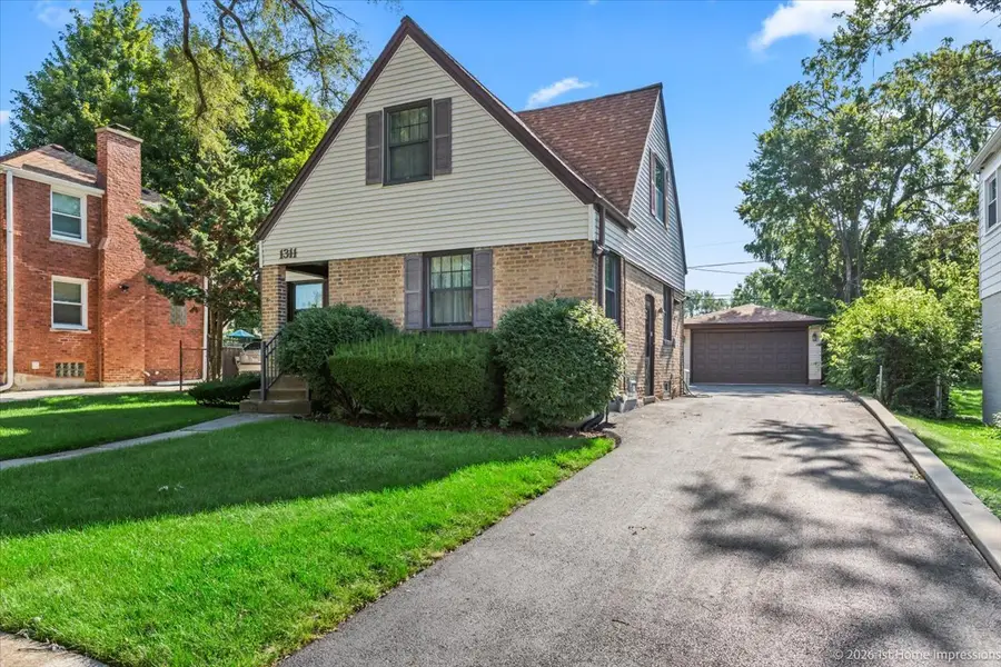 1311 Heidorn Avenue, Westchester, IL 60154 - #2