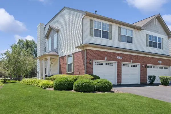 24209 Walnut Circle, Plainfield, IL 60585