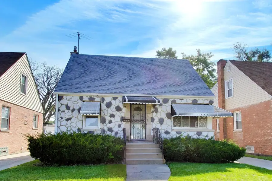 423 Frederick Avenue, Bellwood, IL 60104 - #2