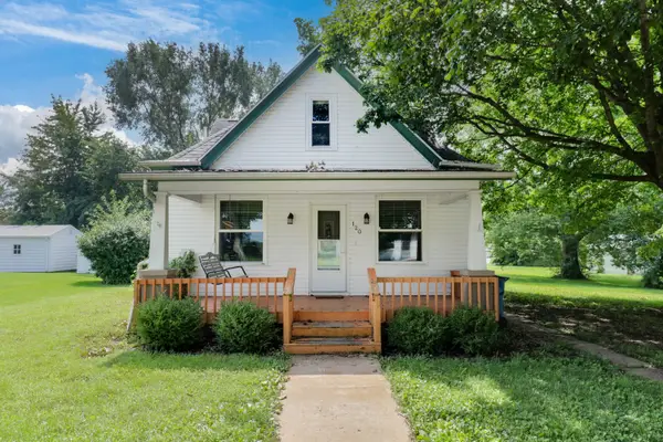 120 E Main Street, Stanford, IL 61774