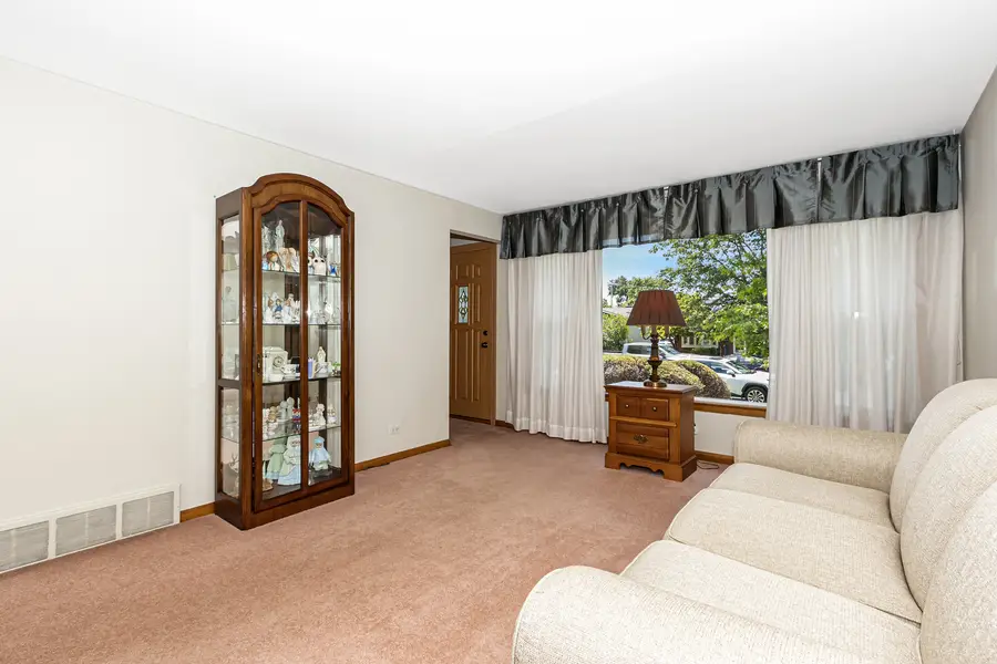 10245 S 52nd Avenue, Oak Lawn, IL 60453 - #2