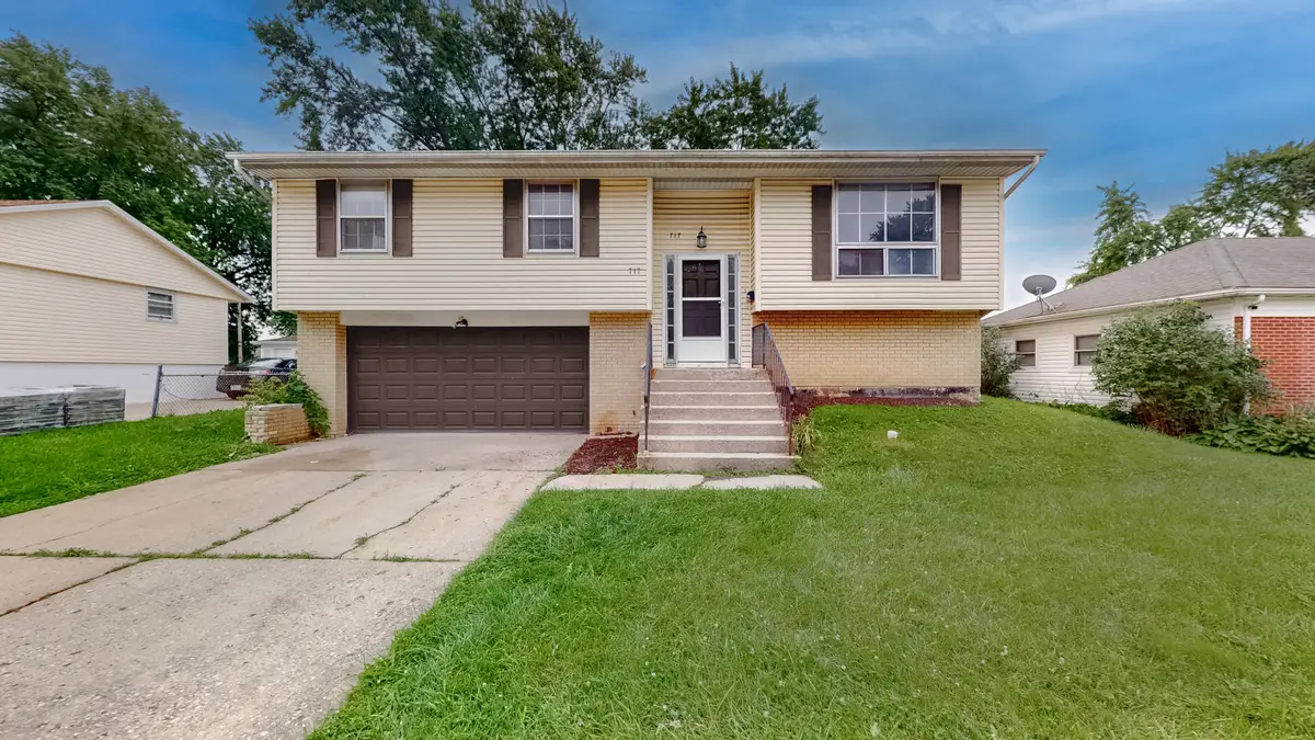 717 Union Avenue, Romeoville, IL 60446 - #1