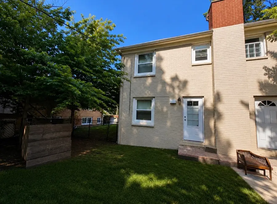 1037 Glenn Drive #B, North Chicago, IL 60064 - #3