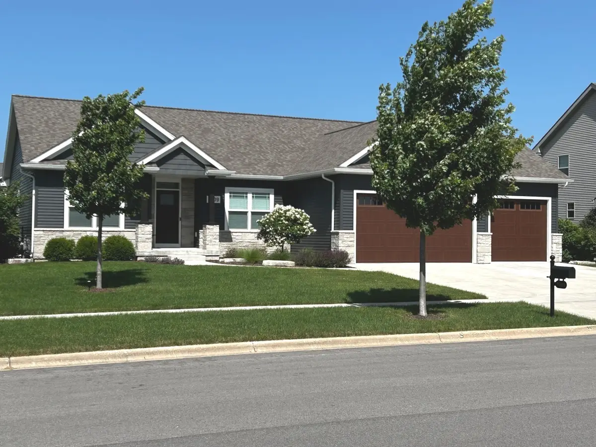 1909 Constitution Street, Sycamore, IL 60178 - #1