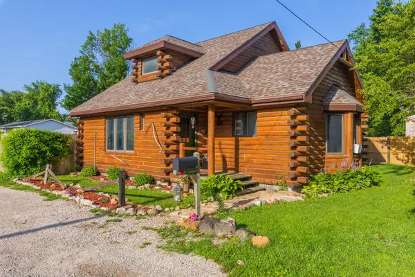 403 W Owsley Street, Chenoa, IL 61726