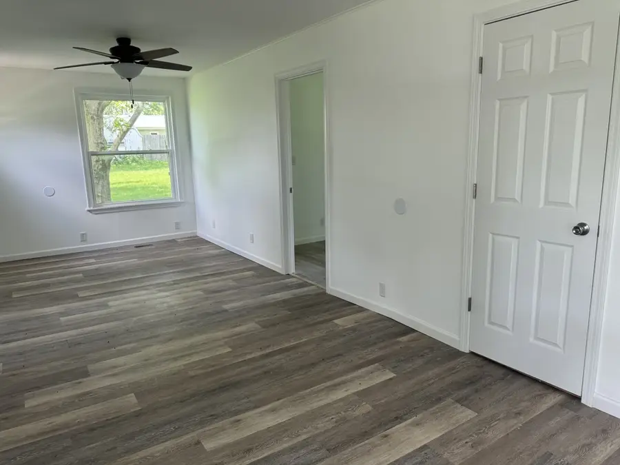 101 N Vermillion Street, Troy Grove, IL 61372 - #3