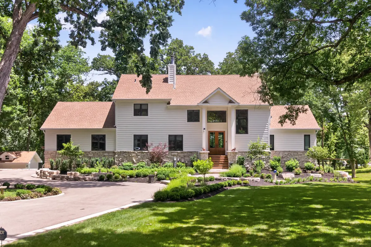 41W438 Barlow Drive, Saint Charles, IL 60175 - #1