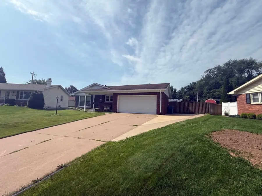442 31st Avenue, East Moline, IL 61244 - #3