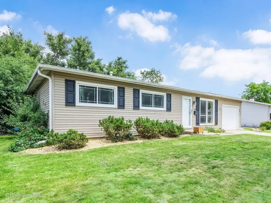 422 Walnut Drive, Streamwood, IL 60107 - #2