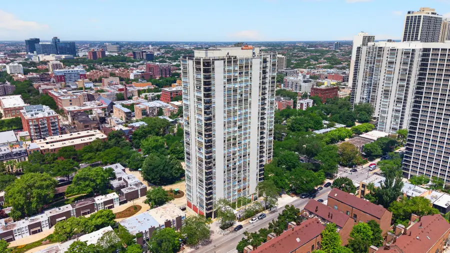 1355 N Sandburg Terrace #2902D, Chicago, IL 60610 - #2