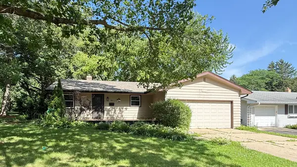 421 Warren Avenue, Rockford, IL 61107