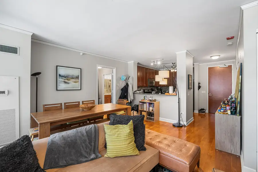 201 N Westshore Drive #604, Chicago, IL 60601 - #3