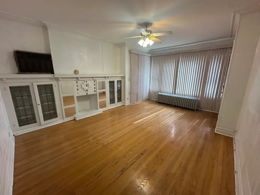 7541 S Merrill Avenue, Chicago, IL 60649 - #2