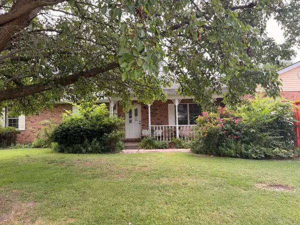 1250 Larkspur Drive, Mascoutah, IL 62258