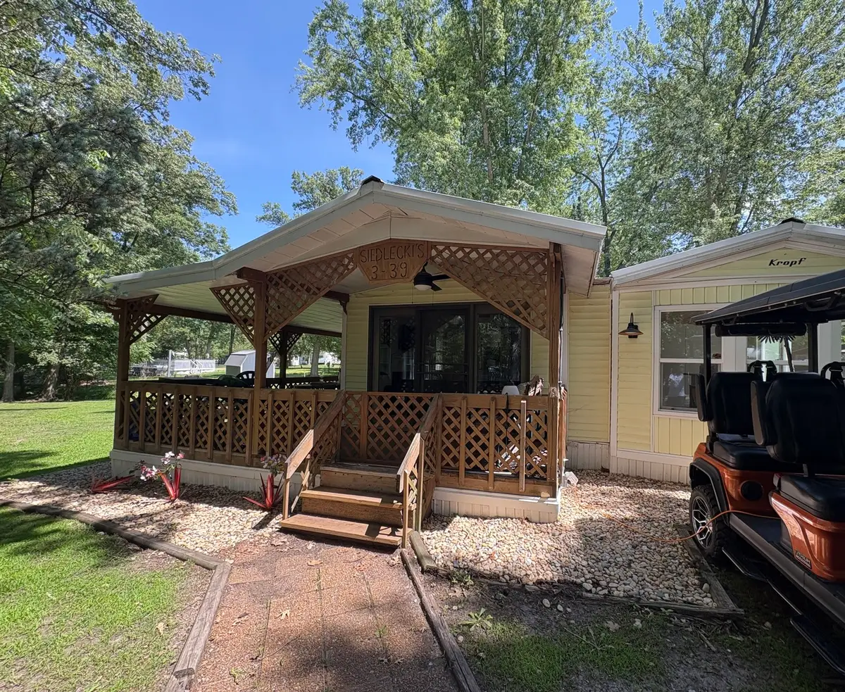 3/39 Woodhaven, Sublette, IL 61367 - #1