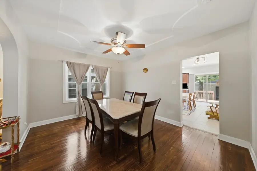 6707 31st Street, Berwyn, IL 60402 - #3
