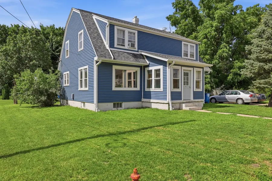 1723 W 4th Street, Dixon, IL 61021 - #2