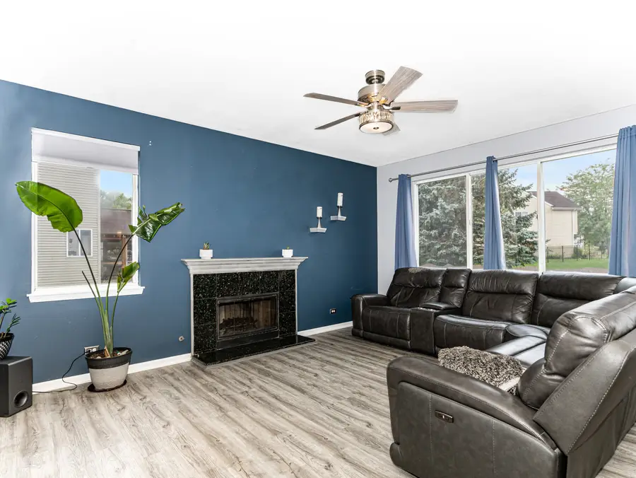 6006 Breezeland Court, Carpentersville, IL 60110 - #3