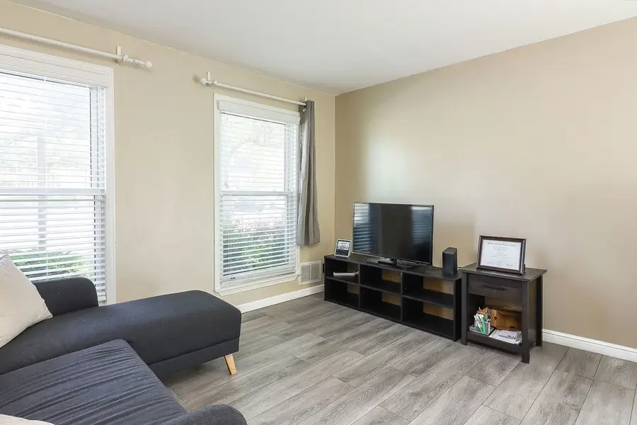 21 Fernwood Drive #21U, Bolingbrook, IL 60440 - #3