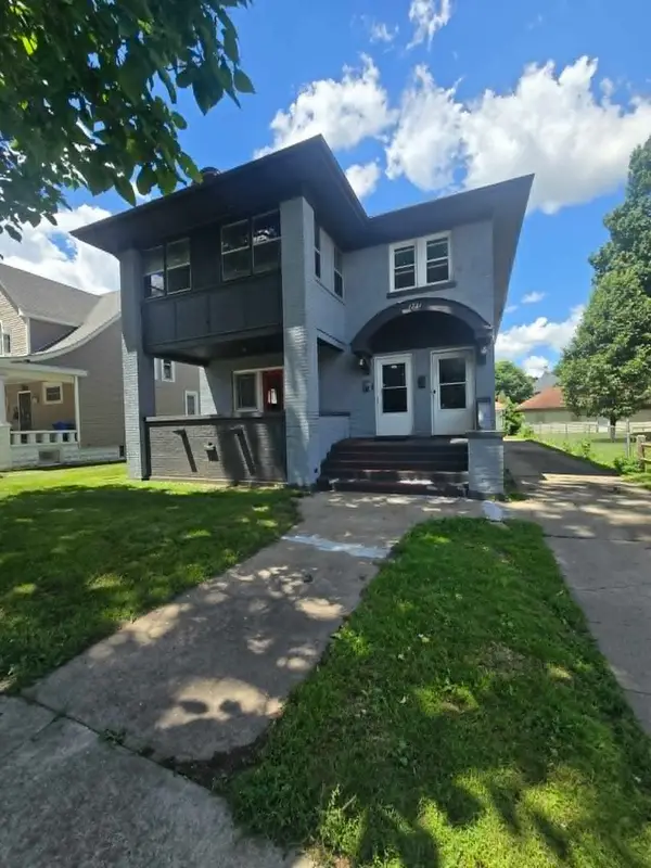 1721 S 5th Street, Rockford, IL 61104
