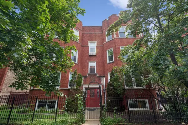 2747 N Spaulding Avenue #2, Chicago, IL 60647