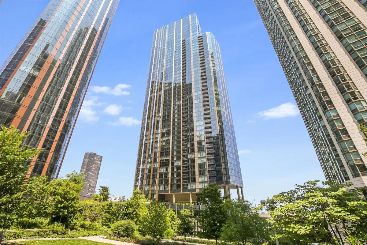 211 N Harbor Drive #4107, Chicago, IL 60601 - #1