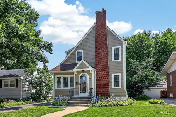 243 S Oakland, Elmhurst, IL 60126