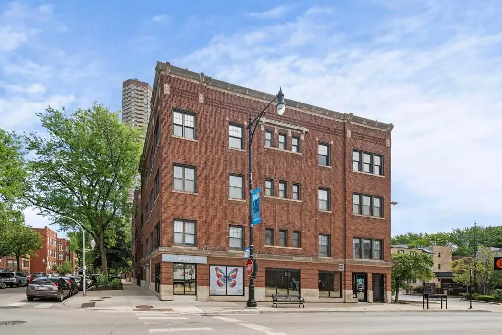 735 W Waveland Avenue #3, Chicago, IL 60613 - #1