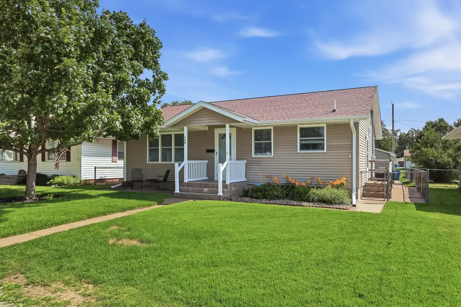 620 3rd Avenue, Camanche, IA 52730 - #2