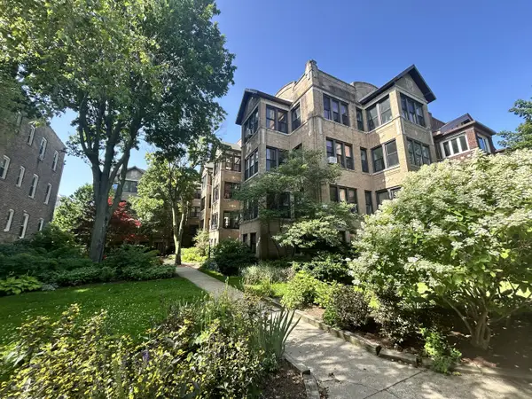 1065 W North Shore Avenue #2, Chicago, IL 60626