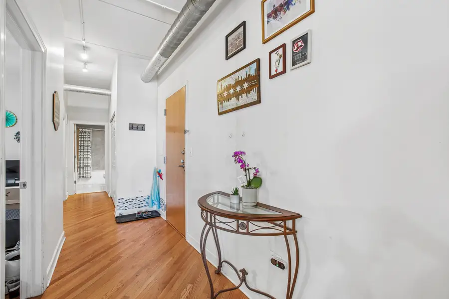 3125 W Fullerton Avenue #406, Chicago, IL 60647 - #3