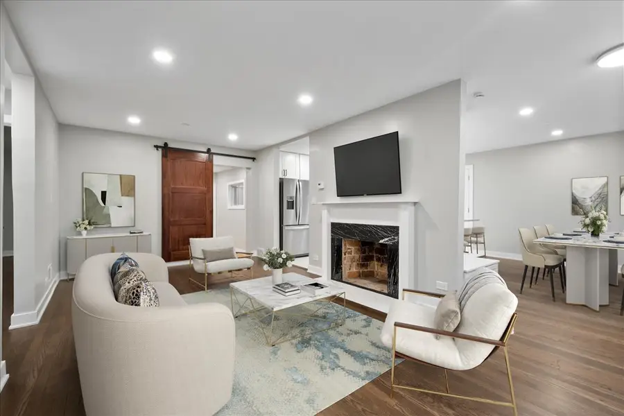 7087 N Mcalpin Avenue, Chicago, IL 60646 - #3